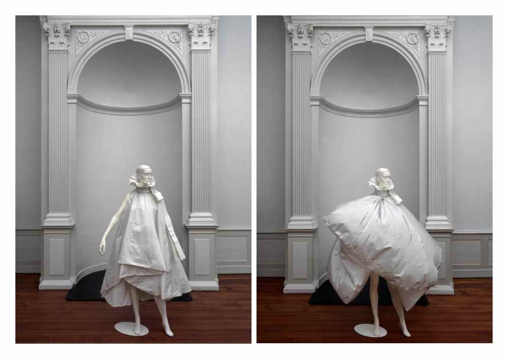 ALICIA FRAMIS “LIFEDRESS” (Basel, Amsterdam, Utrecht, 2019). Instalación de 9 vestidos realizados con material de airbag.