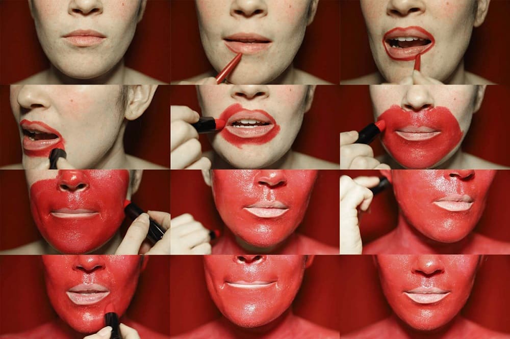 Lipstick_Paola Martínez Fiterre | Mujeres Mirando Mujeres | Laritza Suárez del Villar